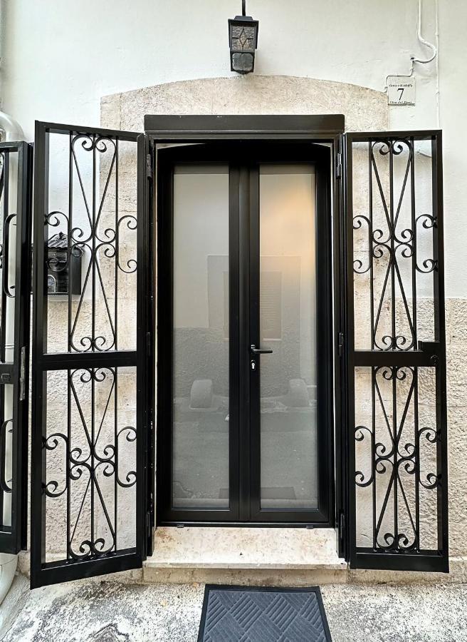 Marbel Suite Adelfia Exterior photo