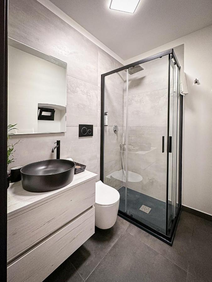 Marbel Suite Adelfia Exterior photo